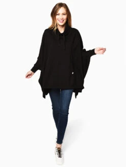 Ugg Women's Charlynne Poncho 19 Ugg Women's Charlynne Poncho -Saintbernard Shop 1103671 BLACKalt2