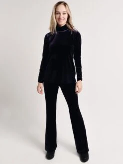 Sno Skins Plushtech Velvet Flared Leg Pant 11 Sno Skins Plushtech Velvet Flared Leg Pant -Saintbernard Shop 11288 18 violetalt3