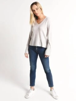 White+Warren Cashmere Slit Sleeve Tweed V Neck 11 White+Warren Cashmere Slit Sleeve Tweed V Neck -Saintbernard Shop 17741x pebbletweedalt3