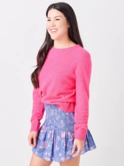 White + Warren Women's Cashmere Long Sleeve Sweatshirt -Saintbernard Shop 19281xBRIGHTROSExAlt2 45511312