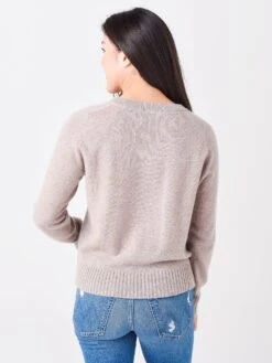 White + Warren Women's Cashmere Long Sleeve Sweatshirt -Saintbernard Shop 19281xOAKHEATHERxAlt3 45517564
