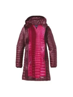 Patagonia Women's Lightweight Fiona Down Parka 9 Patagonia Women's Lightweight Fiona Down Parka -Saintbernard Shop 28295 darkcurrantalt1