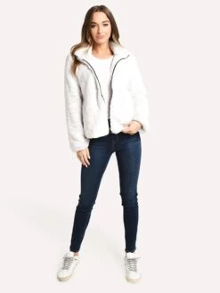 Dylan Women’s Shearling Faux Fur Love Jacket -Saintbernard Shop 91W179SFF VINTAGEWHITEalt3