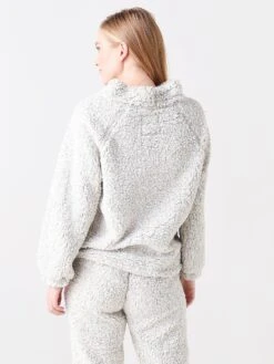 Dylan Women's Plush Pile Raglan Pullover 13 Dylan Women's Plush Pile Raglan Pullover -Saintbernard Shop B1W24FTPxPUTTYxAlt1 49662673