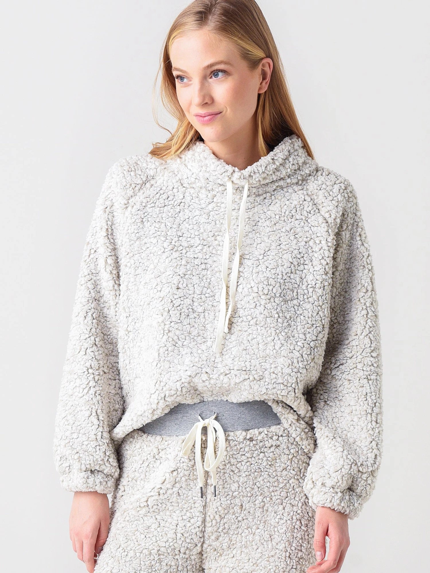 Dylan Women's Plush Pile Raglan Pullover 7 Dylan Women's Plush Pile Raglan Pullover - Image 5