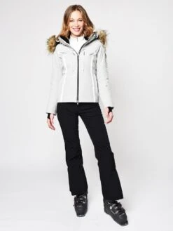 Descente Women`s Layla Faux Fur Jacket 12 Descente Women`s Layla Faux Fur Jacket -Saintbernard Shop DWWOGK42M 97SLV SPWalt3