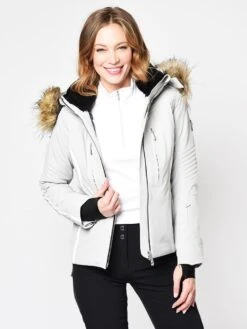 Descente Women`s Layla Faux Fur Jacket 13 Descente Women`s Layla Faux Fur Jacket -Saintbernard Shop DWWOGK42M 97SLV SPWalt4