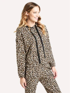 Velvet Women's Kassidy Leopard Fleece Pullover Hoodie -Saintbernard Shop KASSIDY04 LEOPARDalt1
