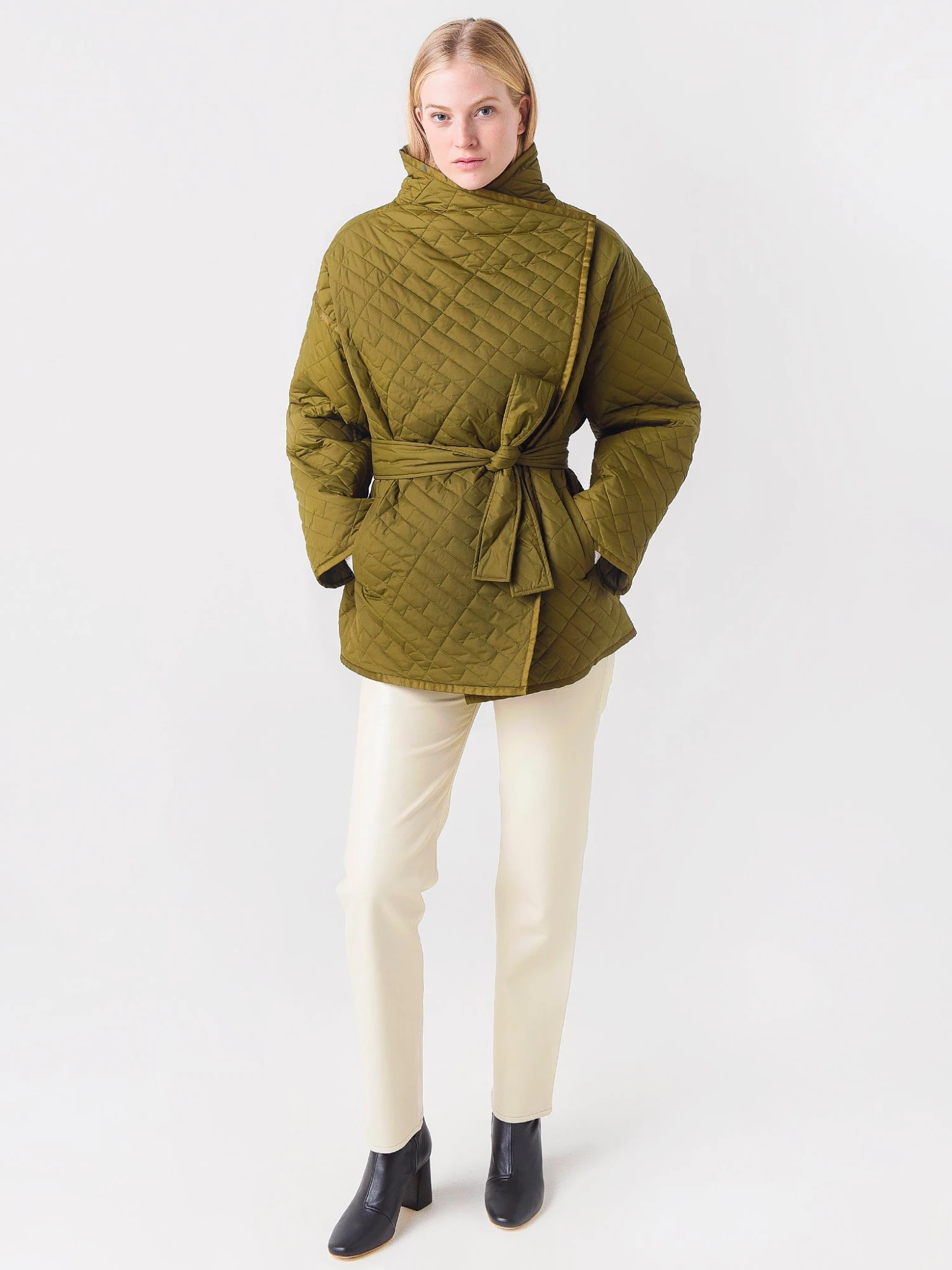 Frame Women's Quilted Drape Neck Jacket 4 Frame Women's Quilted Drape Neck Jacket - Image 2