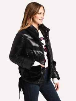 Herno Nylon Short Jacket With Big Faux Fur Pockets -Saintbernard Shop P11018D 12017 9300BLACKalt2