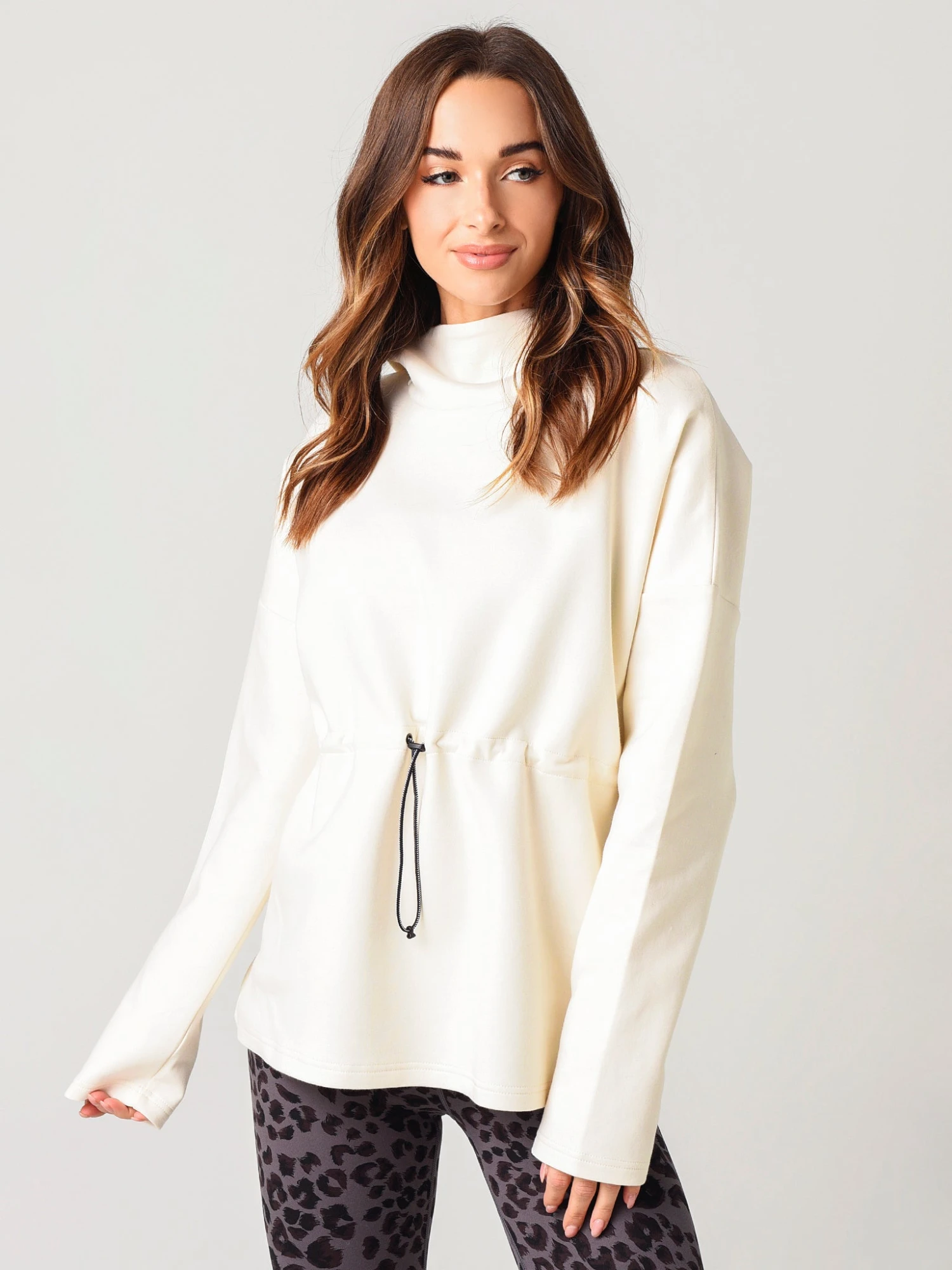 Varley Women's Jasmine Sweatshirt Hoodie 3 Varley Women's Jasmine Sweatshirt Hoodie