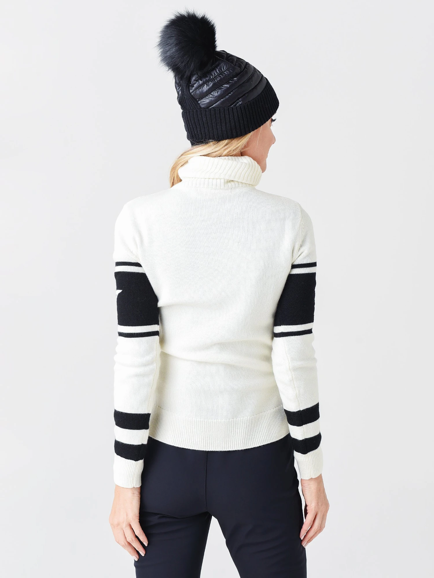 Perfect Moment Women's Schild Sweater 6 Perfect Moment Women's Schild Sweater - Image 4