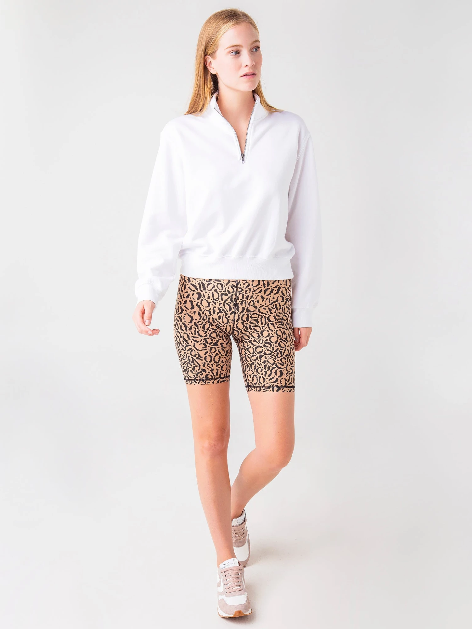 Z Supply Women's Half-Zip Sweatshirt 15 Z Supply Women's Half-Zip Sweatshirt - Image 13