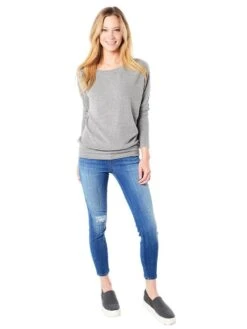 Cupcakes And Cashmere Emilys Favorite Sweatshirt -Saintbernard Shop cg35243 minny medheatheralt3