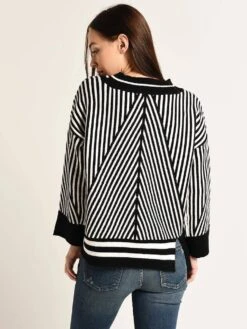 Moon River Knit Top -Saintbernard Shop mr4165 black whitealt3